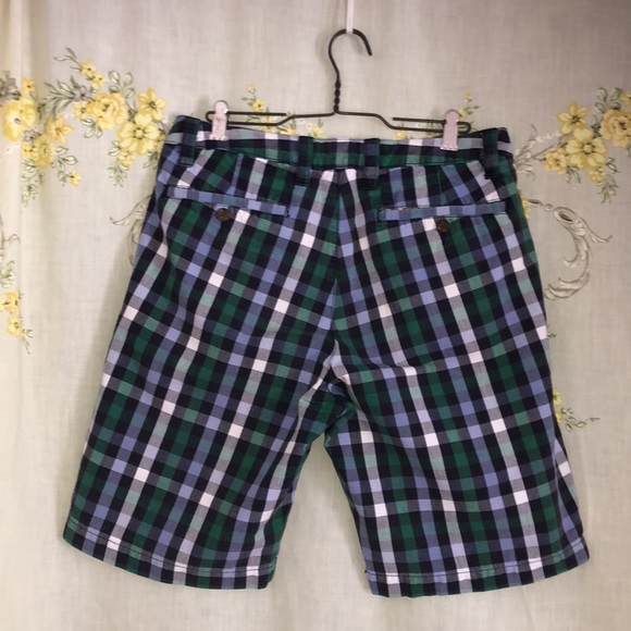 Tailor Vintage blue/green/white check print shorts size 30! - Picture 3 of 4